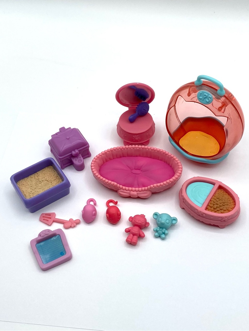 Littlest Pet Shop LPS Accessories Lot - Picture 9 of 9